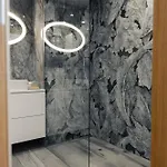 Prestige Luxury Suite- Basen, Jacuzzi, Sauna & Prywatne Miejsce Parkingowe