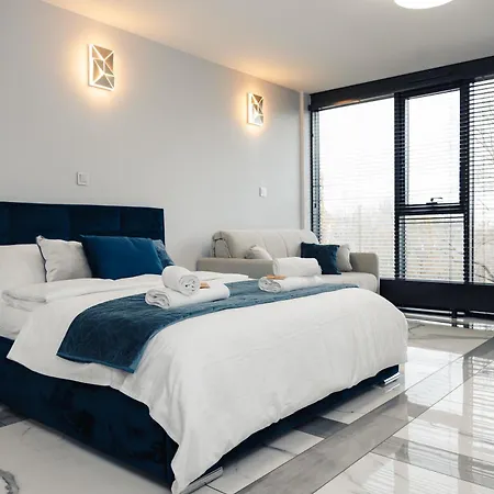 דירה Prestige Luxury Suite- Klimatyzacja, Basen, Jacuzzi, Sauna & Prywatne Miejsce Parkingowe - By Dp לובלין