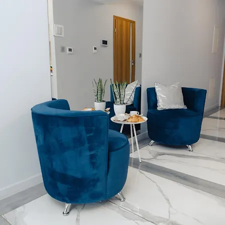 דירה Prestige Luxury Suite- Klimatyzacja, Basen, Jacuzzi, Sauna & Prywatne Miejsce Parkingowe - By Dp