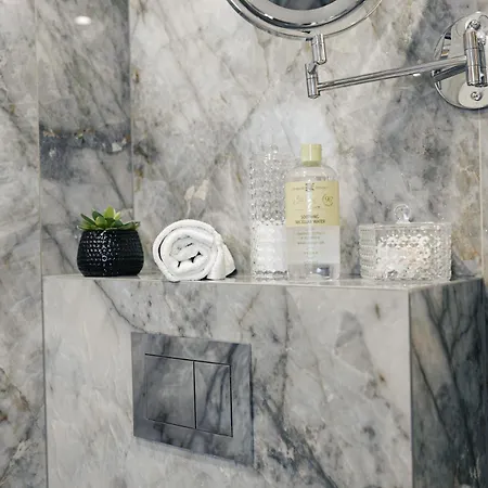 Prestige Luxury Suite- Klimatyzacja, Basen, Jacuzzi, Sauna & Prywatne Miejsce Parkingowe - By Dp *