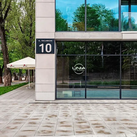 Prestige Luxury Suite- Klimatyzacja, Basen, Jacuzzi, Sauna & Prywatne Miejsce Parkingowe - By Dp דירה לובלין