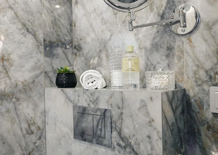 Prestige Luxury Suite- Basen, Jacuzzi, Sauna & Prywatne Miejsce Parkingowe *